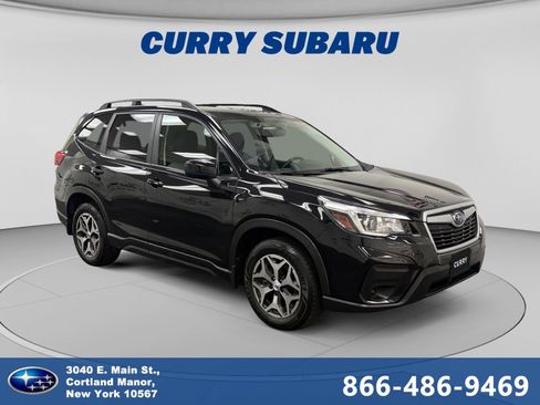 Used 2019 Subaru Forester Premium AWD/4WD image 7