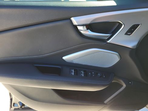 Used 2025 Acura RDX SH-AWD w/ Technology Package image 16