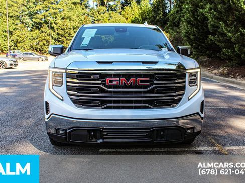 Used 2025 GMC Sierra 1500 SLT RWD image 9