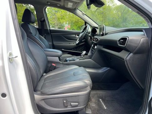 Used 2019 Hyundai Santa Fe FWD image 23