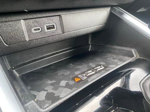 Used 2025 Chevrolet Colorado Trail Boss image 24