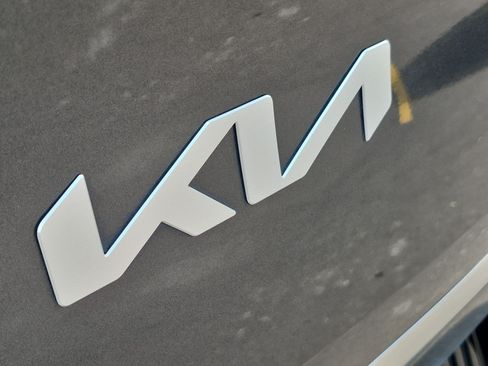 Certified 2023 Kia EV6 Wind w/ Wind Technology Package AWD/4WD image 13