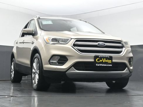 Used 2017 Ford Escape Titanium w/ Equipment Group 301A AWD/4WD image 5