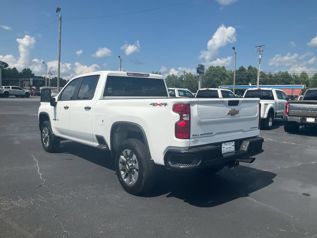 Used 2023 Chevrolet Silverado 2500 Custom w/ Custom Value Package AWD/4WD image 7