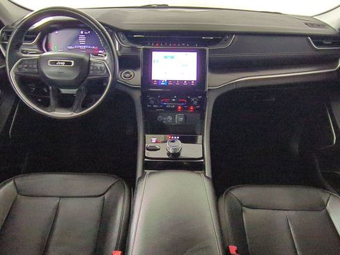 Used 2022 Jeep Grand Cherokee L Limited AWD/4WD image 19