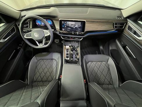 Certified 2024 Volkswagen Atlas SEL Premium R-Line image 14