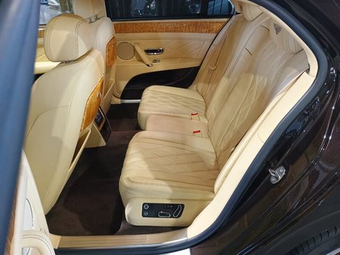 Used 2016 Bentley Flying Spur V8 AWD/4WD image 29