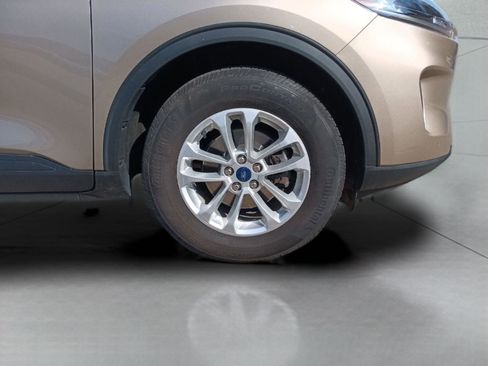 Certified 2021 Ford Escape SE w/ Cold Weather Package image 25