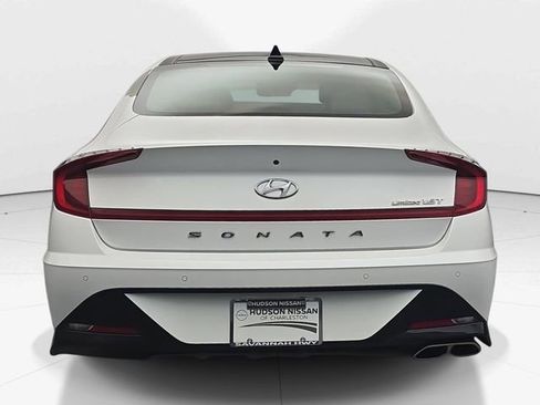 Used 2021 Hyundai Sonata Limited FWD image 9