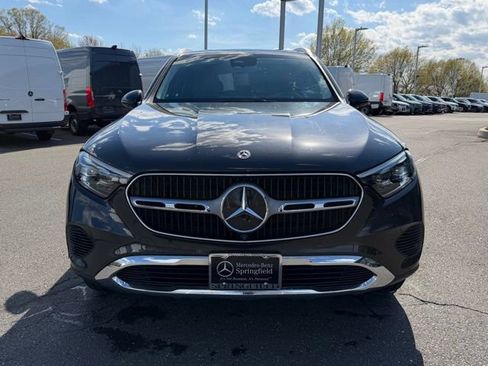 Used 2023 Mercedes-Benz GLC 300 4MATIC image 2
