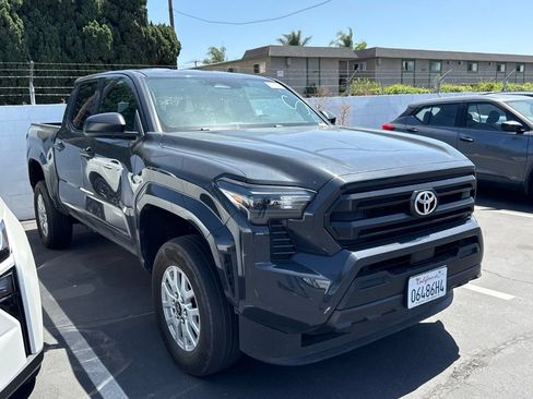 Used 2025 Toyota Tacoma SR RWD image 1