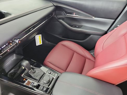 Certified 2025 MAZDA CX-30 AWD 2.5 S w/ Preferred Package image 25