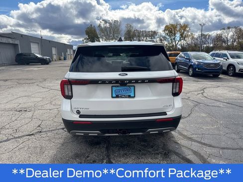 New 2026 Ford Explorer Active w/ Active Comfort Package image 17