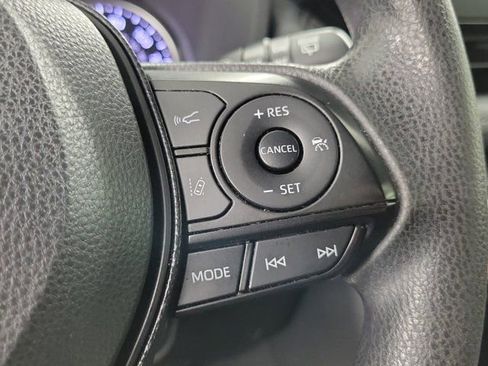 Used 2019 Toyota RAV4 XLE FWD image 27