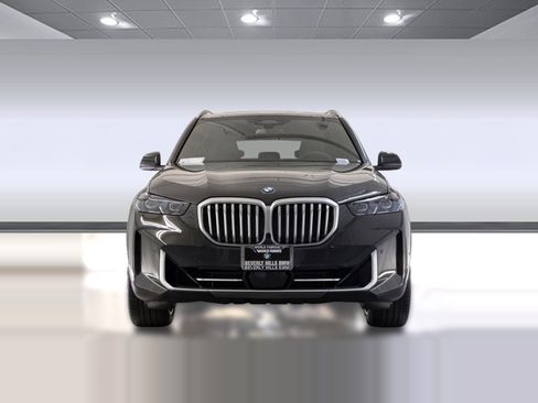 Used 2026 BMW X5 sDrive40i w/ Climate Comfort Package RWD image 5