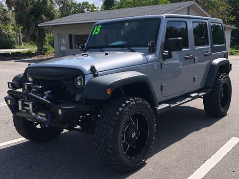 Used 2015 Jeep Wrangler Unlimited Sport w/ Quick Order Package 24S AWD/4WD image 7