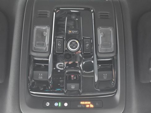 Certified 2025 Cadillac Escalade Sport Platinum w/ LPO, Floor Liner Package image 30