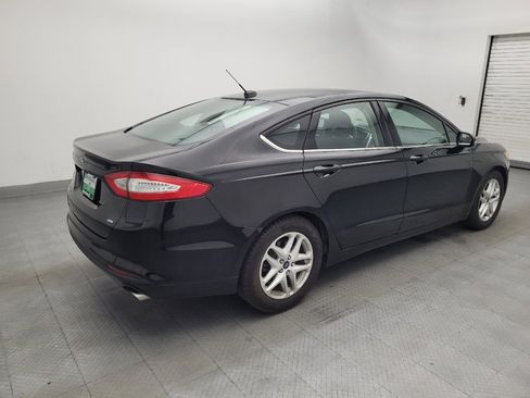 Used 2016 Ford Fusion SE FWD image 9