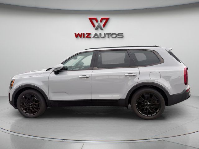 Used 2022 Kia Telluride SX w/ SX Prestige Package AWD/4WD image 2
