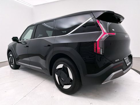 Used 2024 Kia EV9 Light Long Range image 15