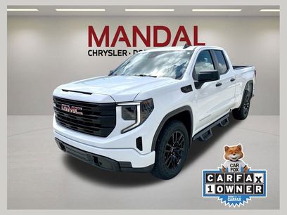 Used 2023 GMC Sierra 1500 Pro w/ Graphite Edition