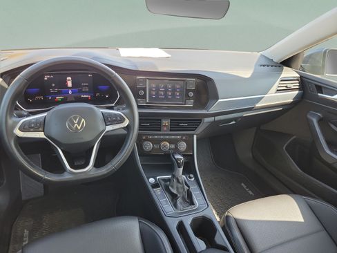Used 2022 Volkswagen Jetta SE FWD image 21