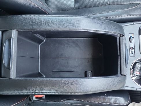 Used 2019 Toyota Highlander Limited image 21