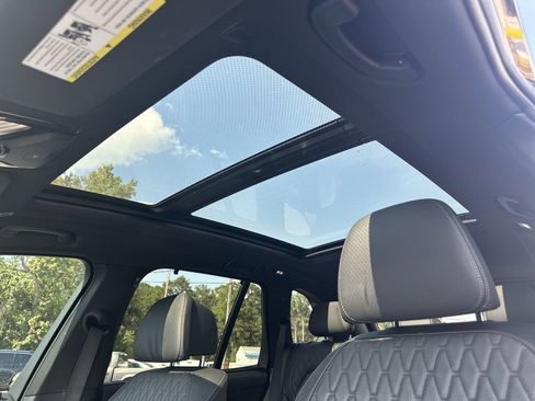 Used 2022 BMW X5 M50i w/ Executive Package image 33