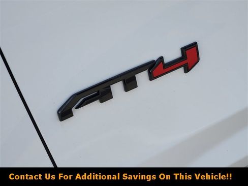 New 2026 GMC Yukon XL AT4 w/ AT4 Premium Package image 8