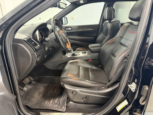 Used 2019 Jeep Grand Cherokee Trailhawk w/ Trailhawk Luxury Group AWD/4WD image 9