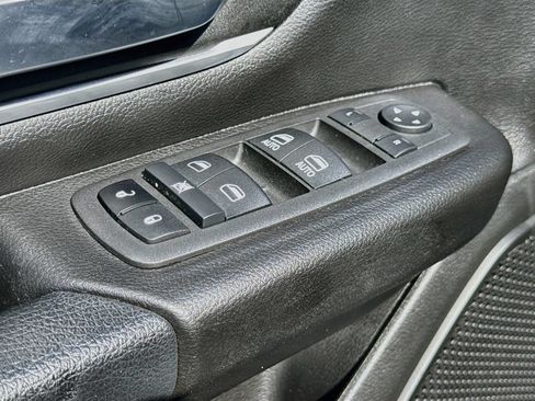 Used 2022 RAM 1500 Big Horn AWD/4WD image 23