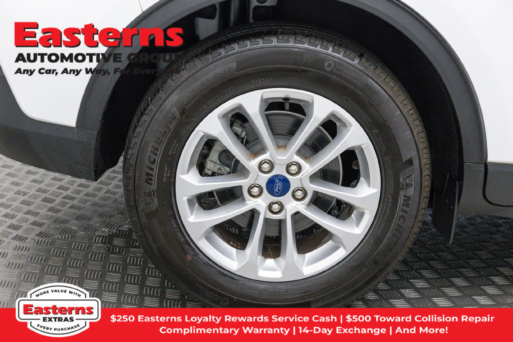 Used 2022 Ford Escape SE FWD image 31
