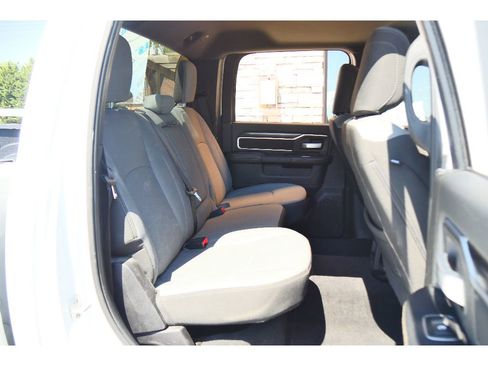 Used 2024 RAM 2500 Big Horn AWD/4WD image 18