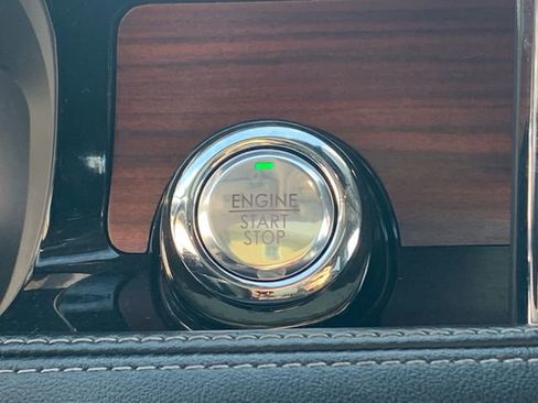 Used 2022 Lincoln Corsair Reserve w/ Elements Package image 36