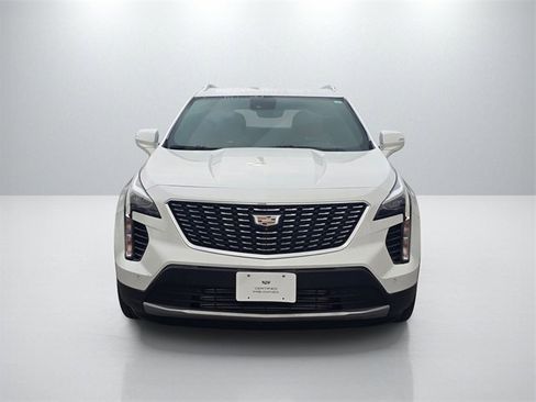 Used 2023 Cadillac XT4 Premium Luxury w/ Enhanced Visibility Package image 2