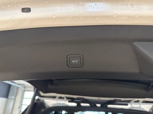 New 2026 GMC Yukon Denali w/ Advanced Technology Package AWD/4WD image 17