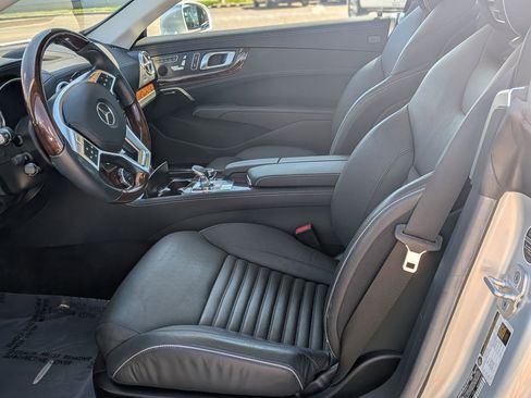Used 2013 Mercedes-Benz SL 550 image 14