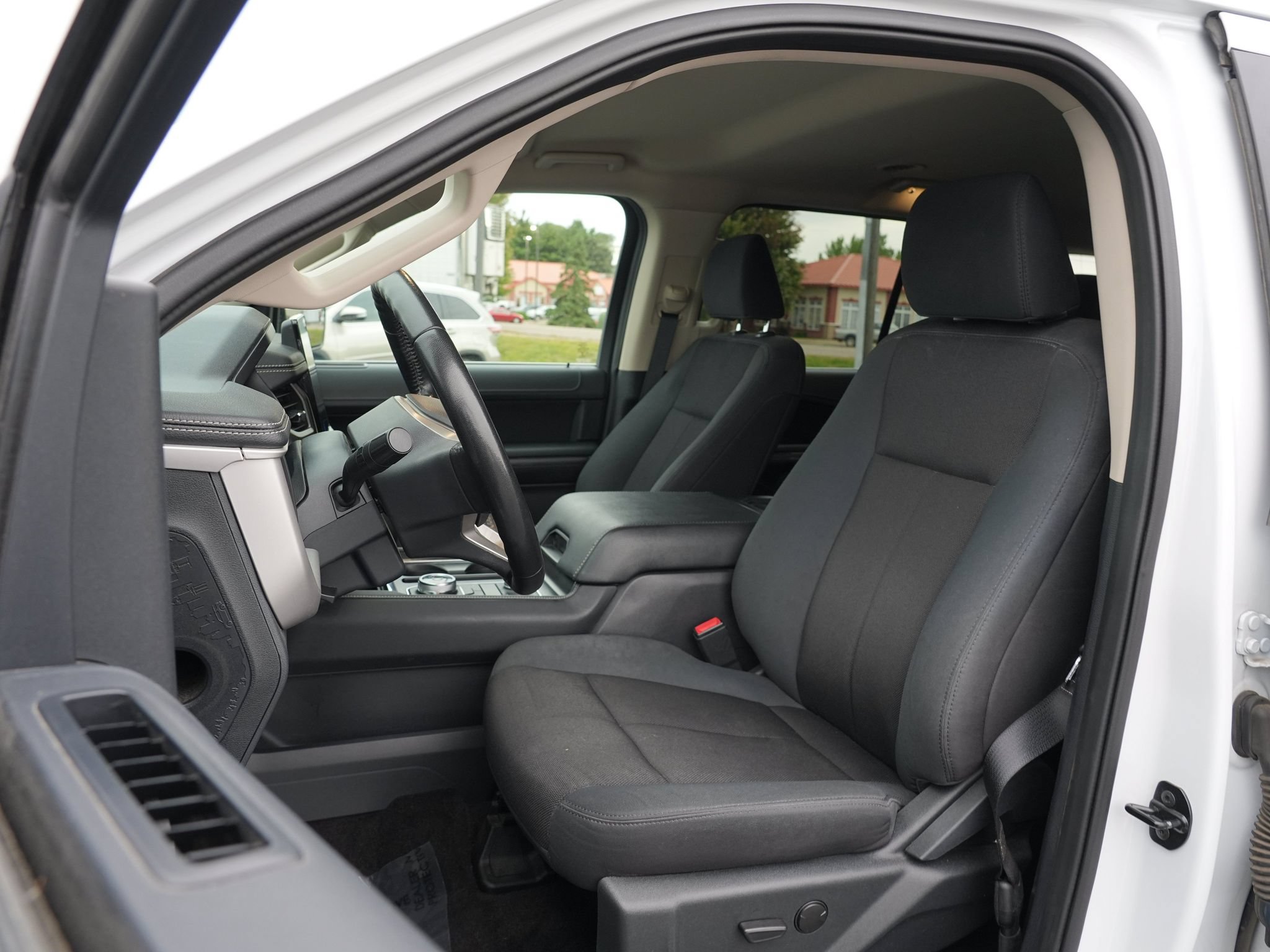Used 2022 Ford Expedition Max XL AWD/4WD image 12
