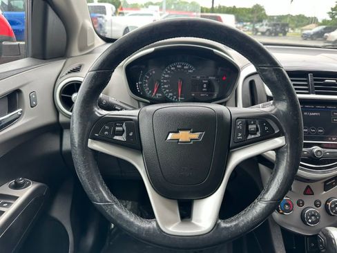 Used 2018 Chevrolet Sonic Premier FWD image 18