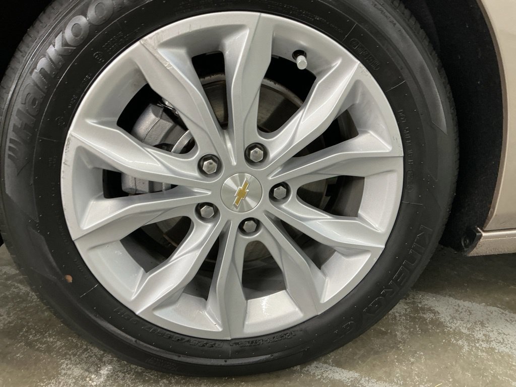 Used 2024 Chevrolet Malibu LT FWD image 4