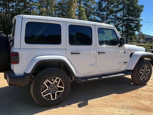 New 2026 Jeep Wrangler Sahara image 8