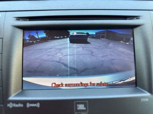 Used 2015 Toyota Prius Four FWD image 22