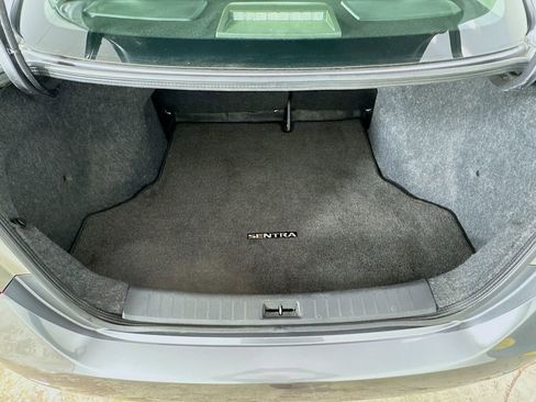 Used 2015 Nissan Sentra SV w/ Cold Weather Package FWD image 29