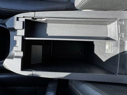 Used 2020 Chevrolet Equinox LT w/ Sport Edition image 18