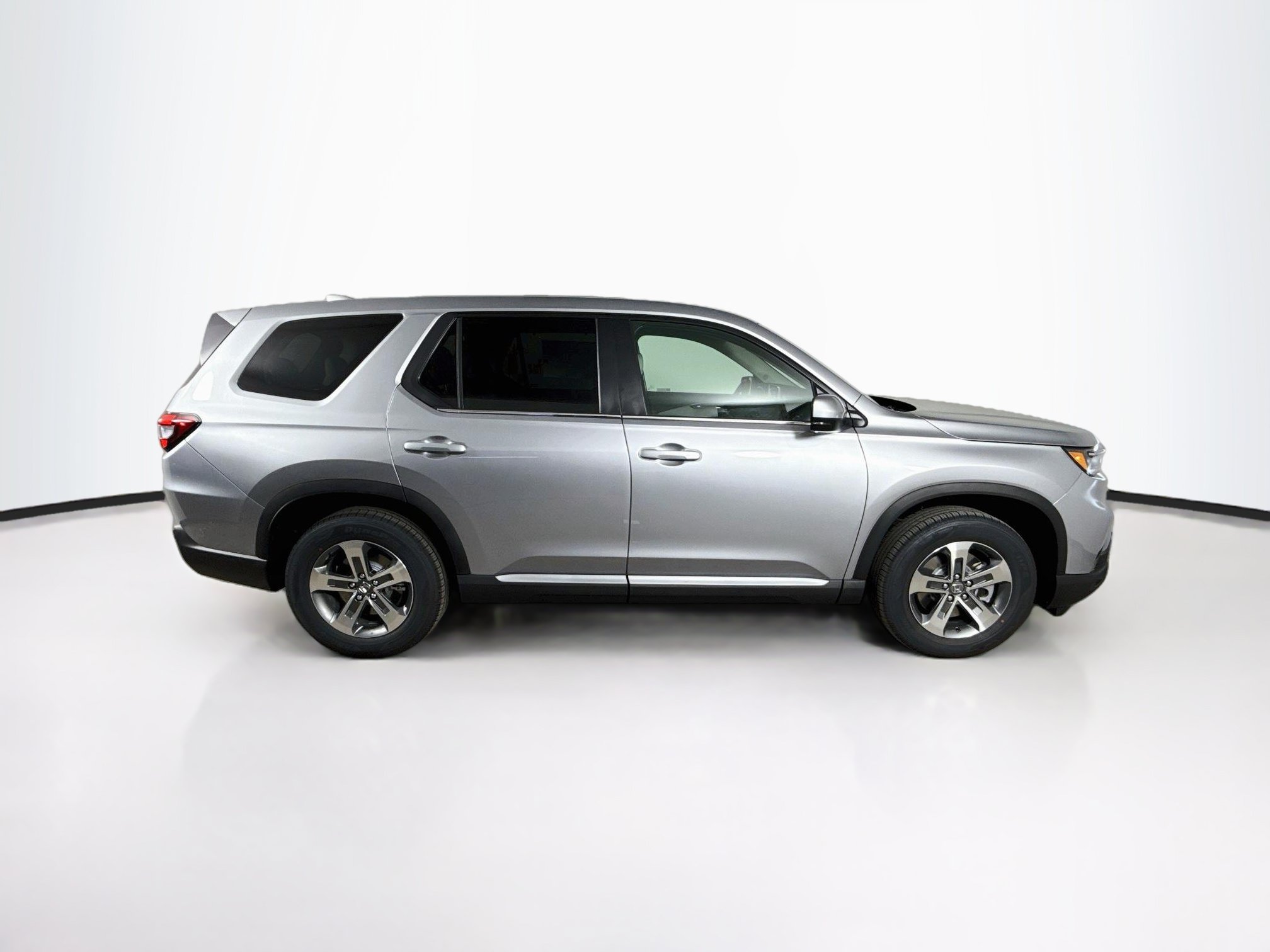 Certified 2025 Honda Pilot EX-L image 2