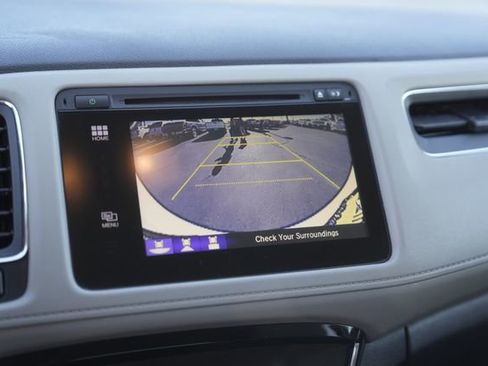 Used 2017 Honda HR-V EX image 27