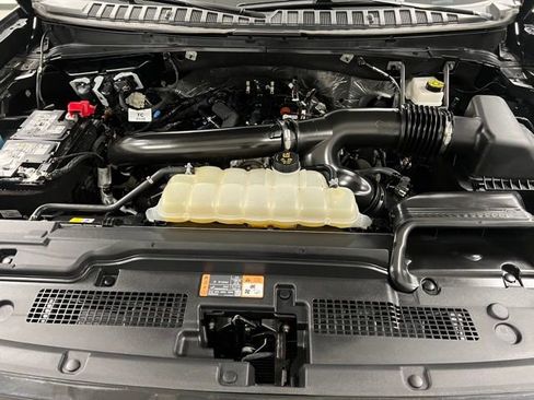 Used 2025 Ford Expedition Active AWD/4WD image 63