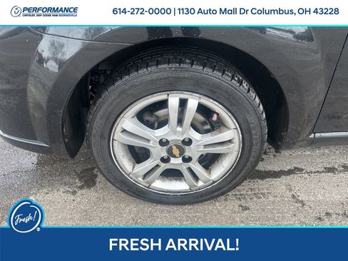 Used 2010 Chevrolet Aveo LT w/ Power and Convenience Package image 10