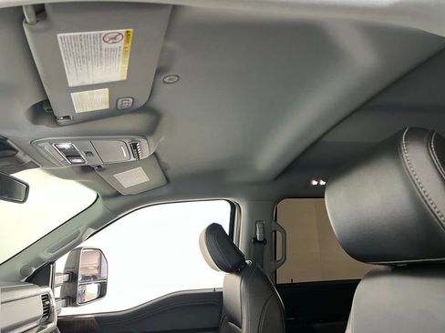 Used 2024 Ford F250 Lariat w/ Sport Appearance Package image 25