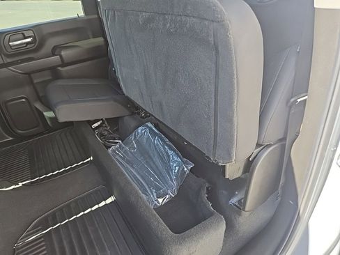 Used 2024 Chevrolet Silverado 2500 Custom w/ Custom Value Package image 41